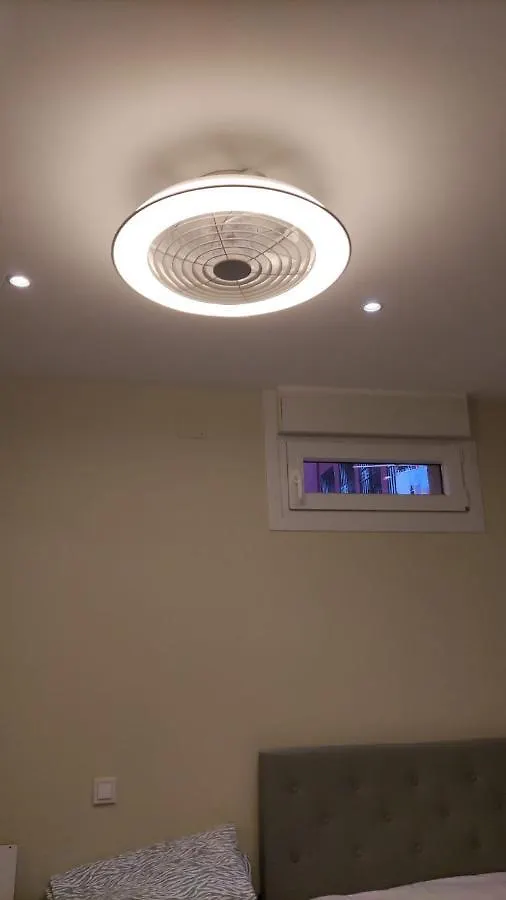 57 Habitacion Central En Bilbao Con Wifi 0*,  Spanien